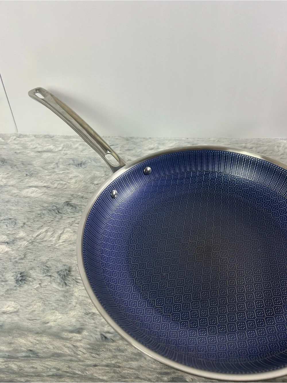 Viking 3-ply stainless steel 11 in pan